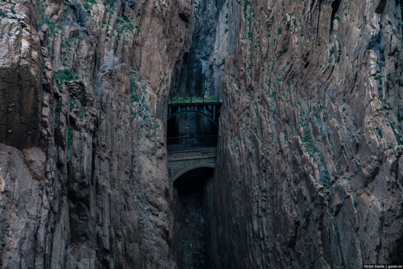 Uno de los senderos más peligrosos del mundo - Caminito del Rey Uno de los senderos más peligrosos del mundo - Caminito del Rey