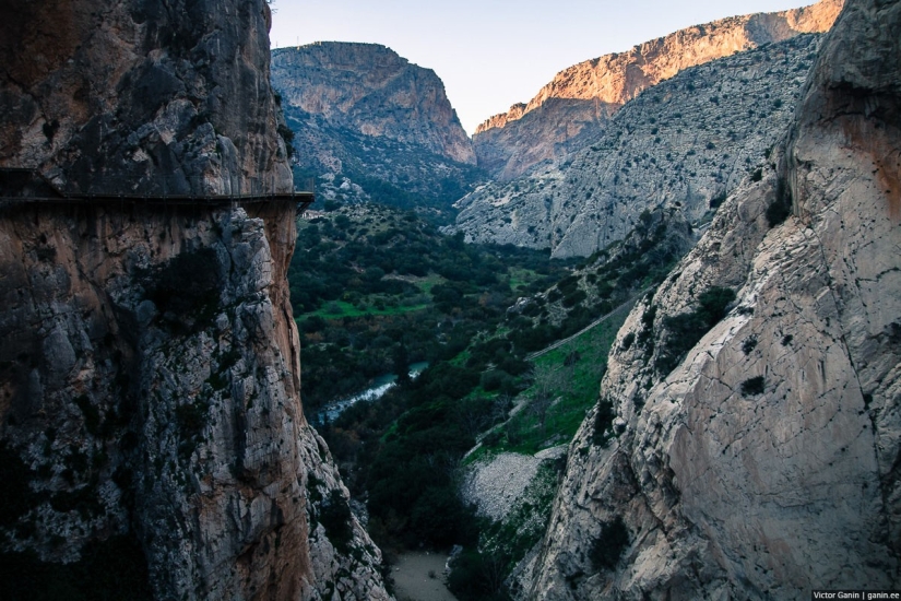Uno de los senderos más peligrosos del mundo - Caminito del Rey Uno de los senderos más peligrosos del mundo - Caminito del Rey