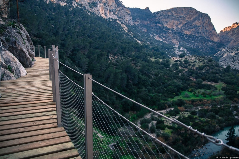 Uno de los senderos más peligrosos del mundo - Caminito del Rey Uno de los senderos más peligrosos del mundo - Caminito del Rey