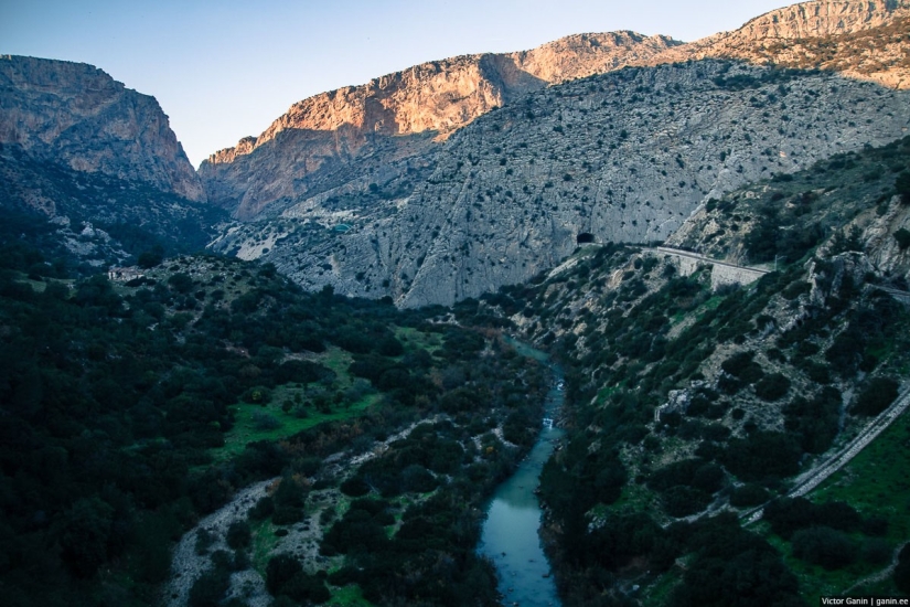 Uno de los senderos más peligrosos del mundo - Caminito del Rey Uno de los senderos más peligrosos del mundo - Caminito del Rey