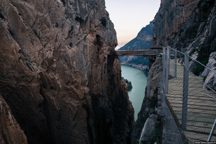 Uno de los senderos más peligrosos del mundo - Caminito del Rey Uno de los senderos más peligrosos del mundo - Caminito del Rey