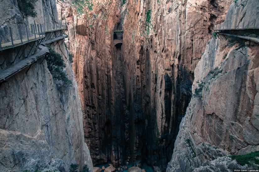 Uno de los senderos más peligrosos del mundo - Caminito del Rey Uno de los senderos más peligrosos del mundo - Caminito del Rey