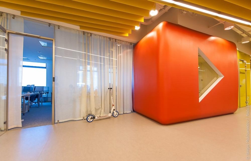 Unusual office: I want to work like this!