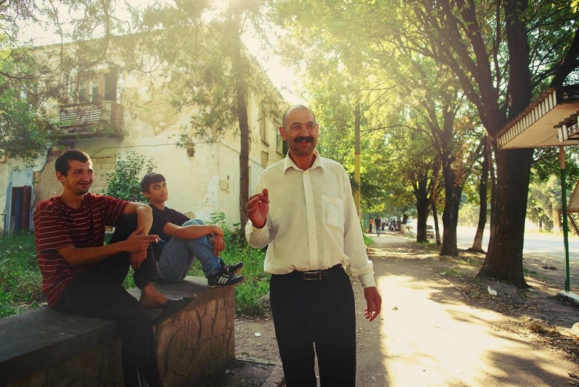 Urracas. La capital de la República Popular Gitana Urracas. La capital de la República Popular Gitana