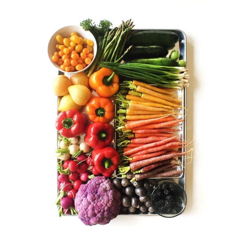 Usuario de Instagram convierte comida en pinturas de arcoíris Usuario de Instagram convierte comida en pinturas de arcoíris