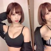 "В 27 looks like 12": Charming Asian model with a baby face