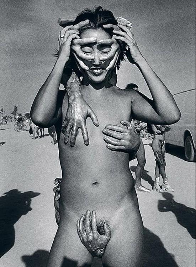 Vacaciones y cultos, cuerpo y sexo en las fotografías de Christina García Rodero