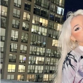 Vayfu Mia cosplayer and the secret of her popularity