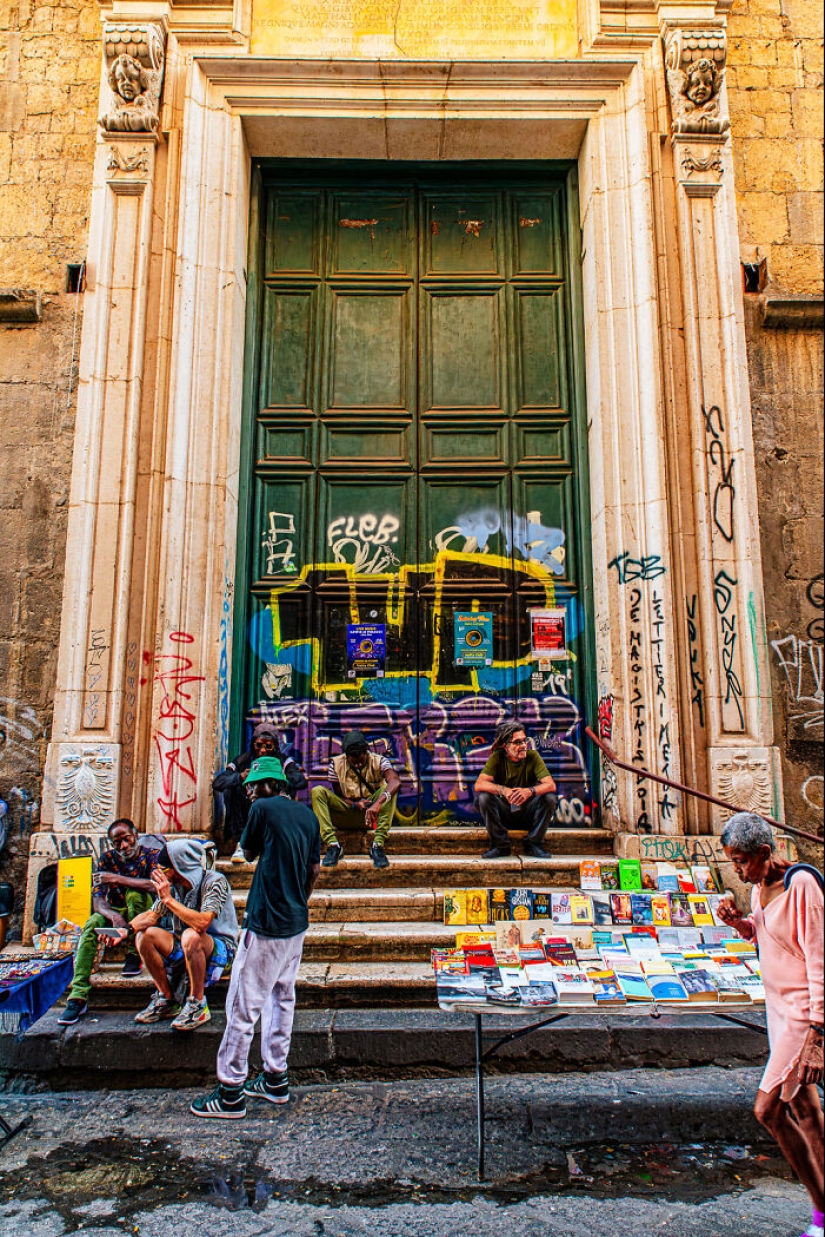 Viajé a Nápoles y aquí están las 20 mejores fotos que tomé allí Viajé a Nápoles y aquí están las 20 mejores fotos que tomé allí