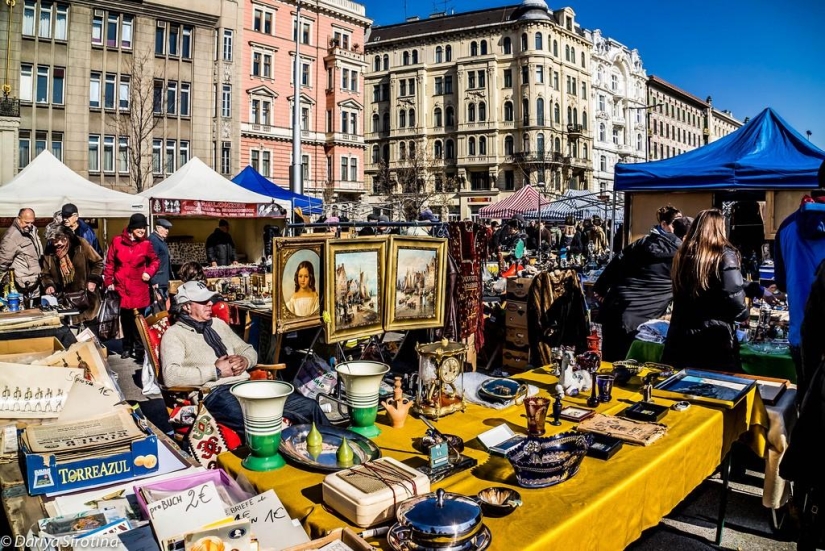 Vienna: Mandatory Program