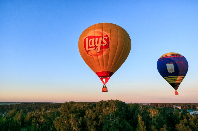 View from the basket: "Heavenly Fair of the Urals" in the Perm Region View from the basket: "Heavenly Fair of the Urals" in the Perm Region