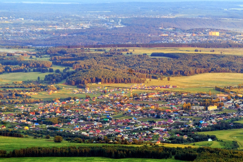 View from the basket: "Heavenly Fair of the Urals" in the Perm Region View from the basket: "Heavenly Fair of the Urals" in the Perm Region