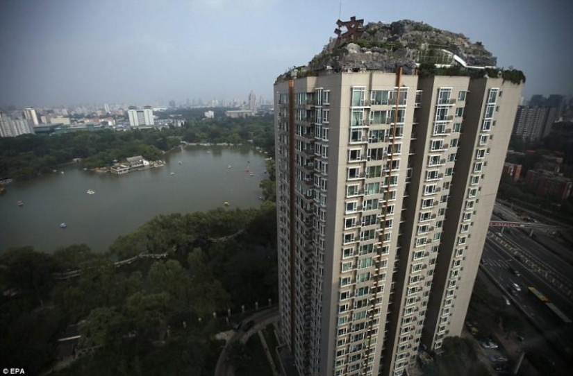 Villa de montaña en la azotea de un edificio de apartamentos