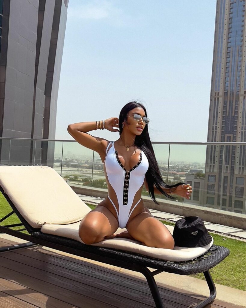 Virginia Sanhouse es una cosa caliente de Venezuela