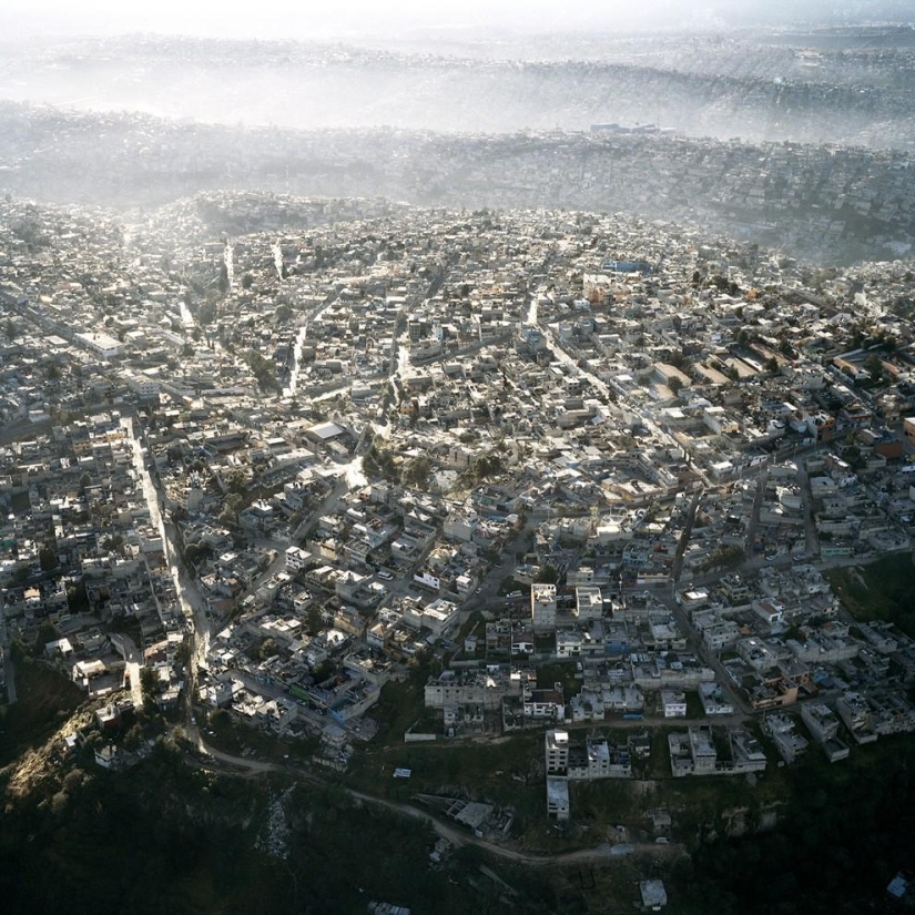 Vista aérea superpoblada de la Ciudad de México