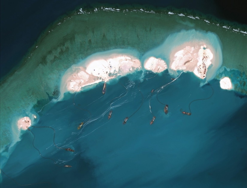 Vista desde el cielo: cómo los chinos están construyendo islas en el territorio en disputa Vista desde el cielo: cómo los chinos están construyendo islas en el territorio en disputa