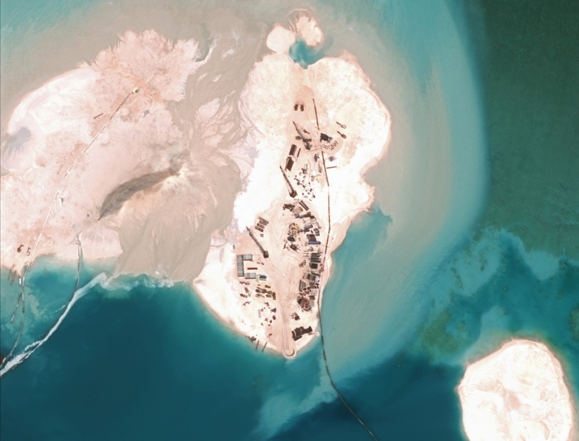 Vista desde el cielo: cómo los chinos están construyendo islas en el territorio en disputa Vista desde el cielo: cómo los chinos están construyendo islas en el territorio en disputa