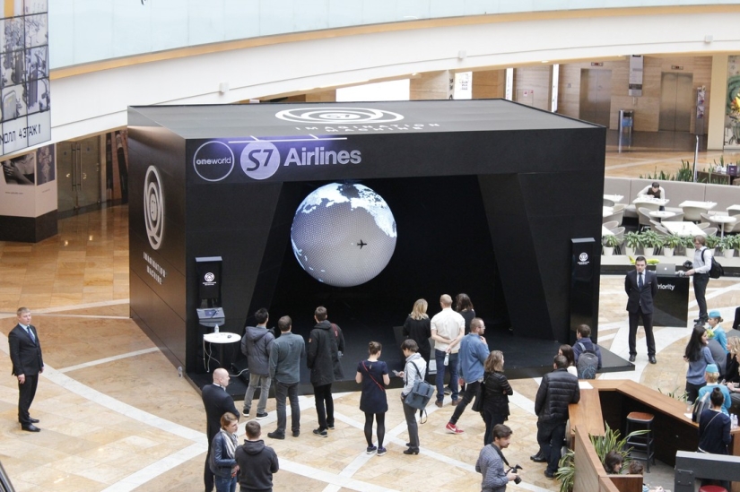 Volar en un sueño y en la realidad: S7 Airlines presentó una Imagination Machine única en Moscú Volar en un sueño y en la realidad: S7 Airlines presentó una Imagination Machine única en Moscú