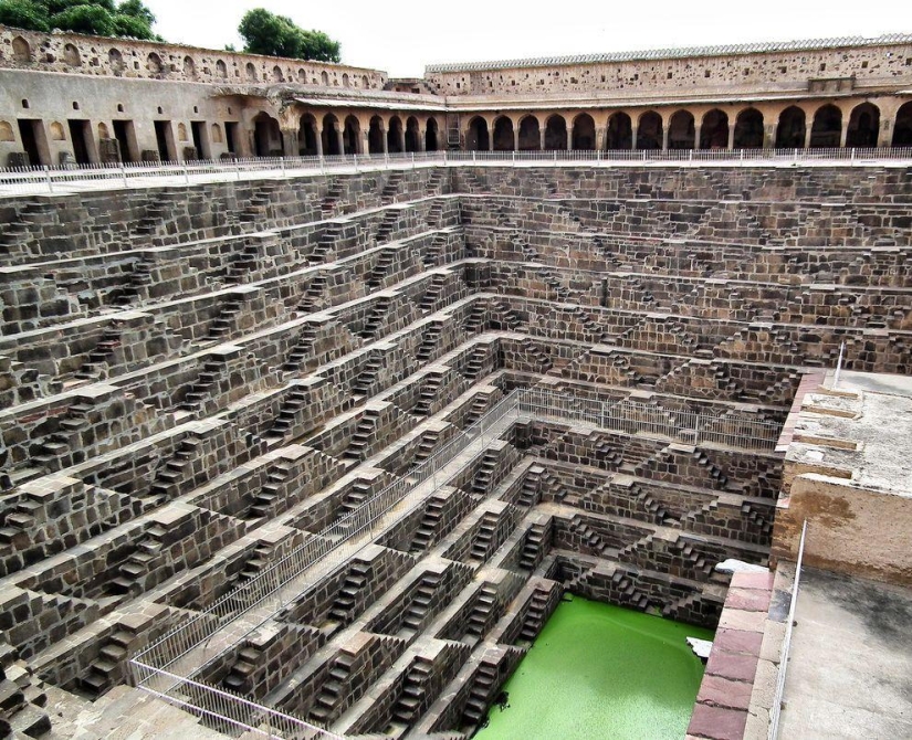 Walk the most beautiful stairs in the world Walk the most beautiful stairs in the world