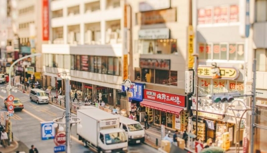 Walk through miniature Tokyo with a master of tilt-shift photography