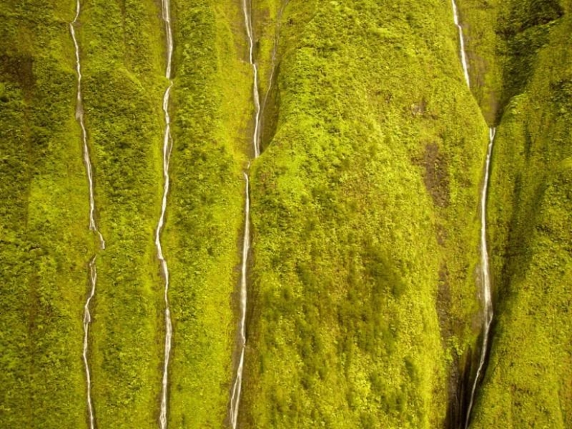 Wall of Tears: Honokohau Falls in Hawaii