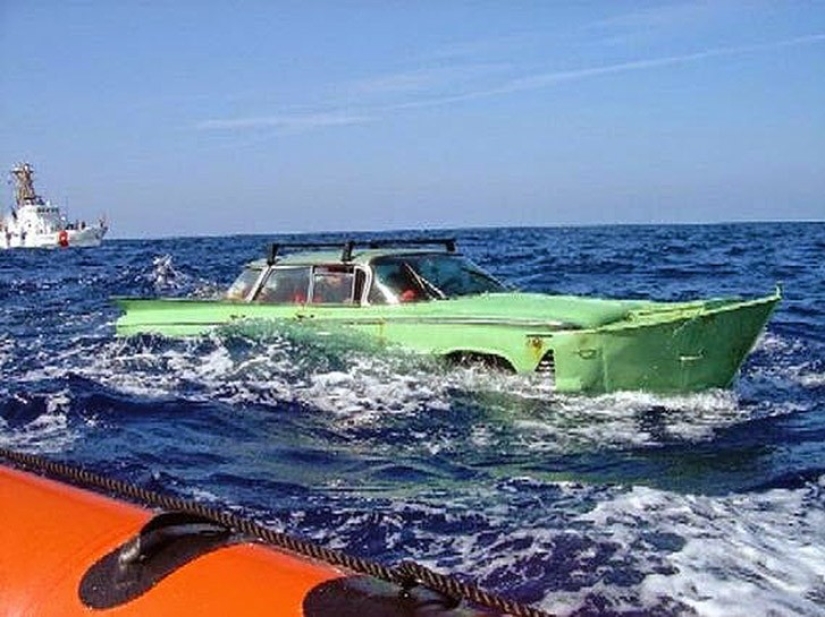 "War Machines" of the Mexican Drug War "War Machines" of the Mexican Drug War