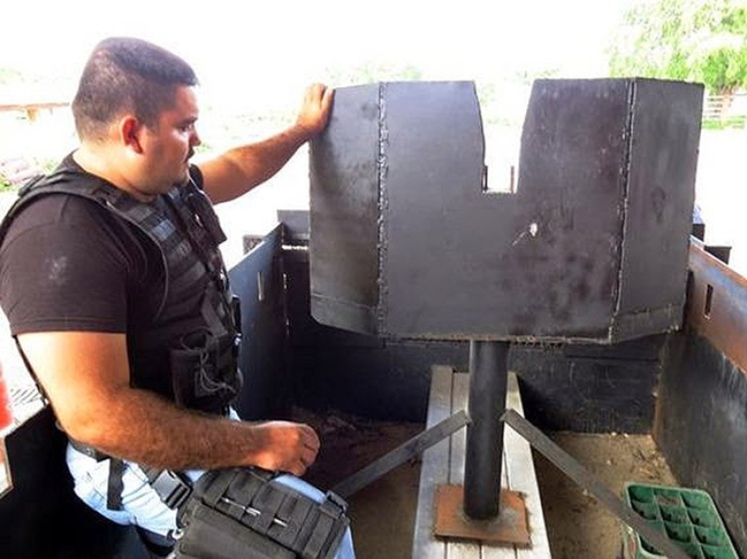 "War Machines" of the Mexican Drug War "War Machines" of the Mexican Drug War