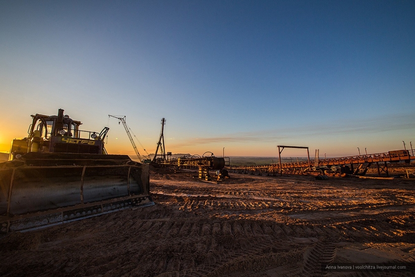Waste heaps. Soligorsk mountains. Space landscapes of Belarus Waste heaps. Soligorsk mountains. Space landscapes of Belarus