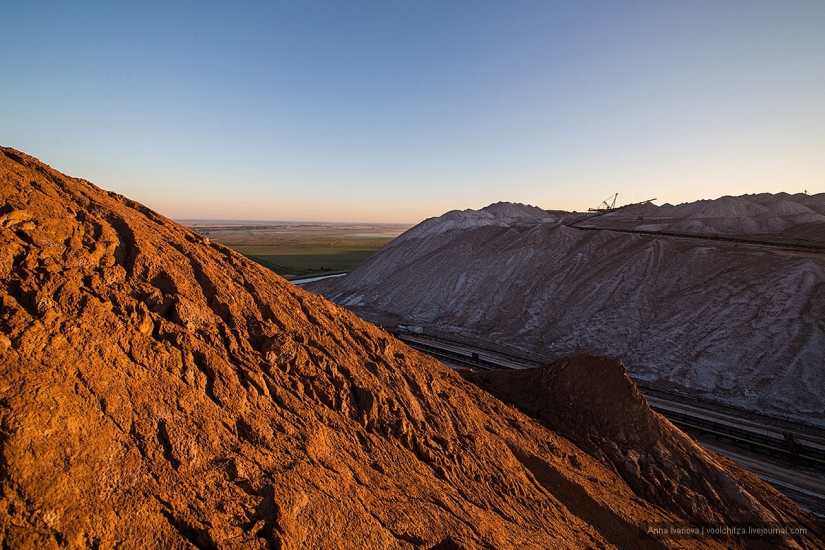 Waste heaps. Soligorsk mountains. Space landscapes of Belarus Waste heaps. Soligorsk mountains. Space landscapes of Belarus