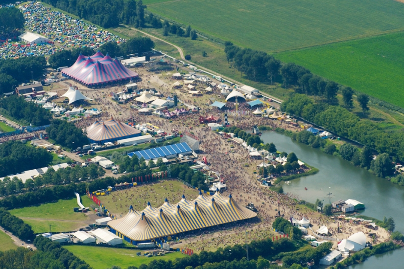 What beach Holland looks like from a bird&#39;s eye view