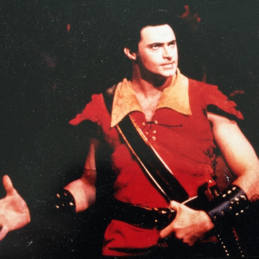 What did the actors from "The Avengers" and other Marvel superheroes look like in their youth What did the actors from "The Avengers" and other Marvel superheroes look like in their youth