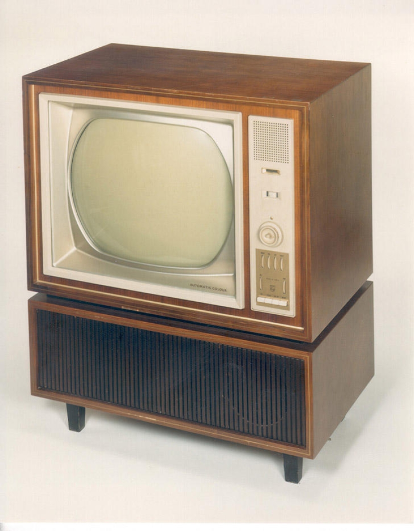 What did the usual household appliances look like at the dawn of their appearance