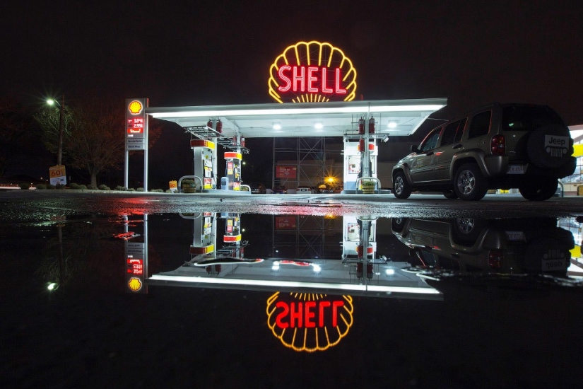 What gas stations look like around the world