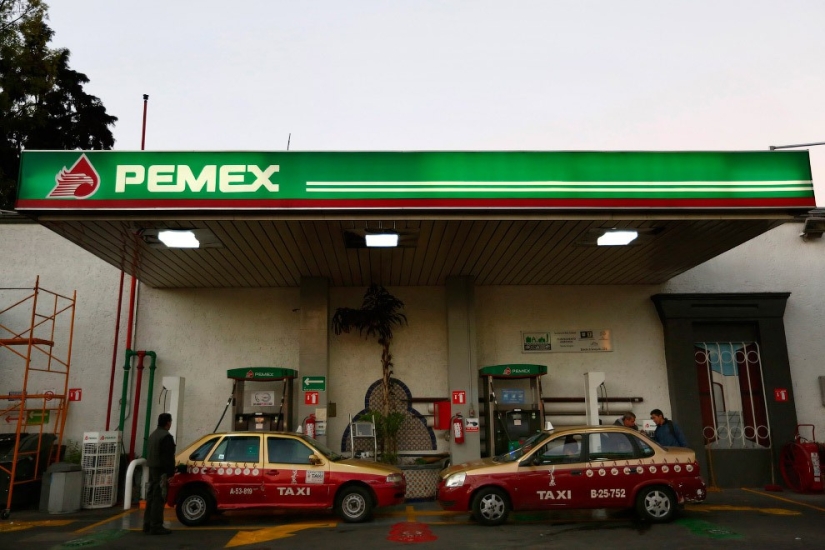 What gas stations look like around the world