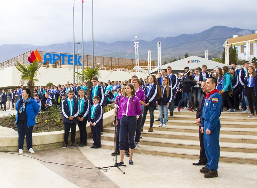 What should a real space camp be like? What should a real space camp be like?