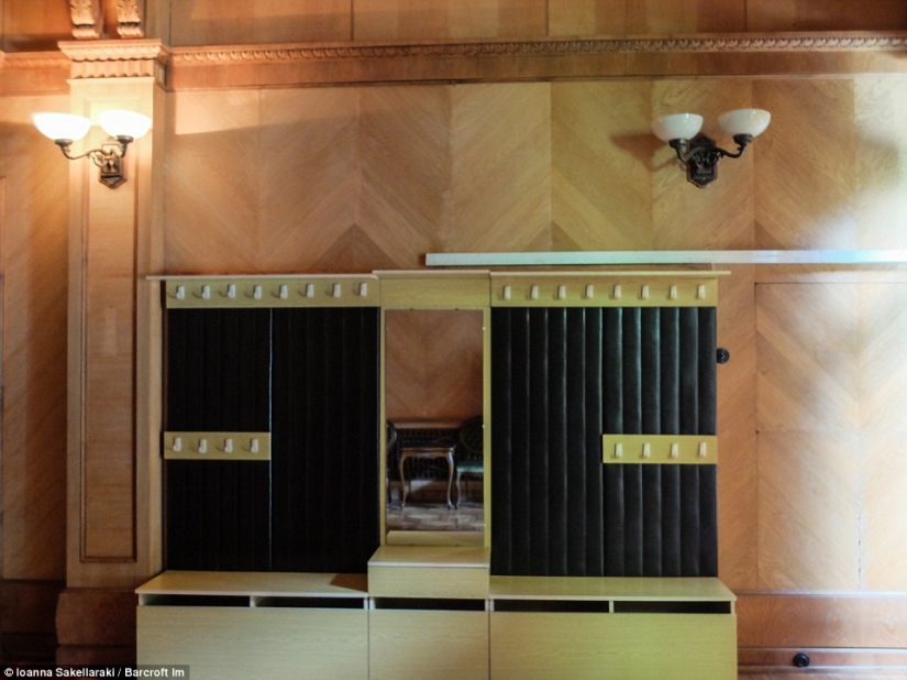 What Stalin's dacha looks like on Lake Ritsa in Abkhazia What Stalin's dacha looks like on Lake Ritsa in Abkhazia