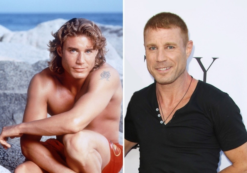 What the characters of the TV series &quot;Baywatch&quot; look like 27 years later