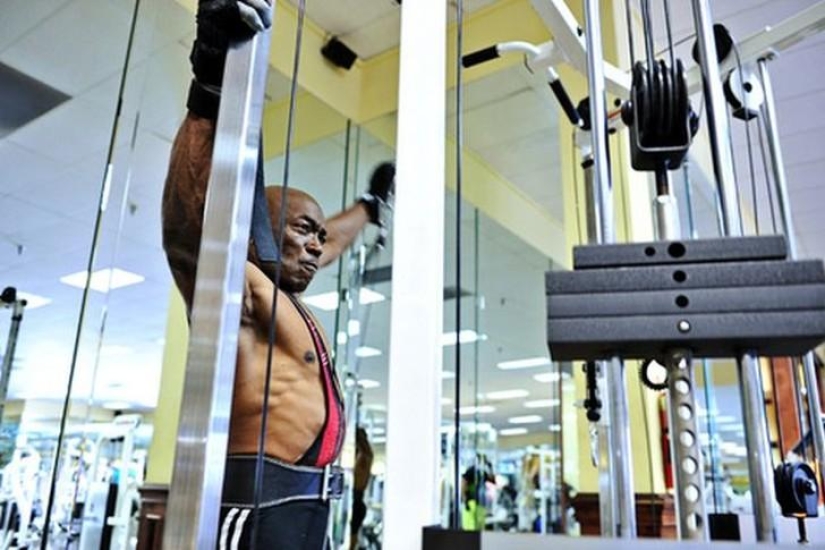 When there is no time to grow old - bodybuilder Sam Bryant When there is no time to grow old - bodybuilder Sam Bryant