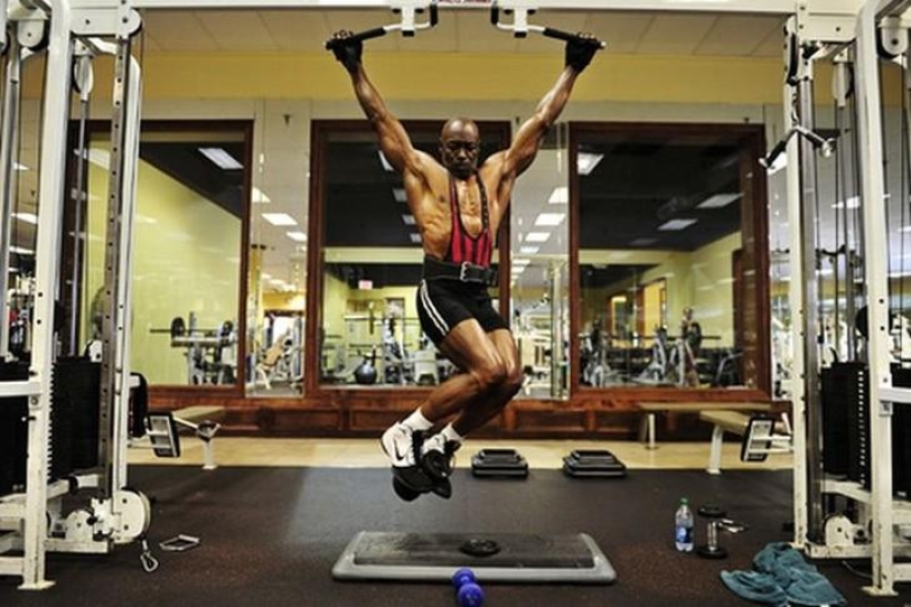 When there is no time to grow old - bodybuilder Sam Bryant When there is no time to grow old - bodybuilder Sam Bryant
