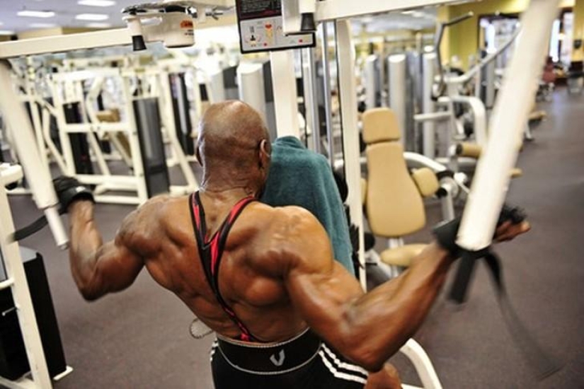 When there is no time to grow old - bodybuilder Sam Bryant When there is no time to grow old - bodybuilder Sam Bryant
