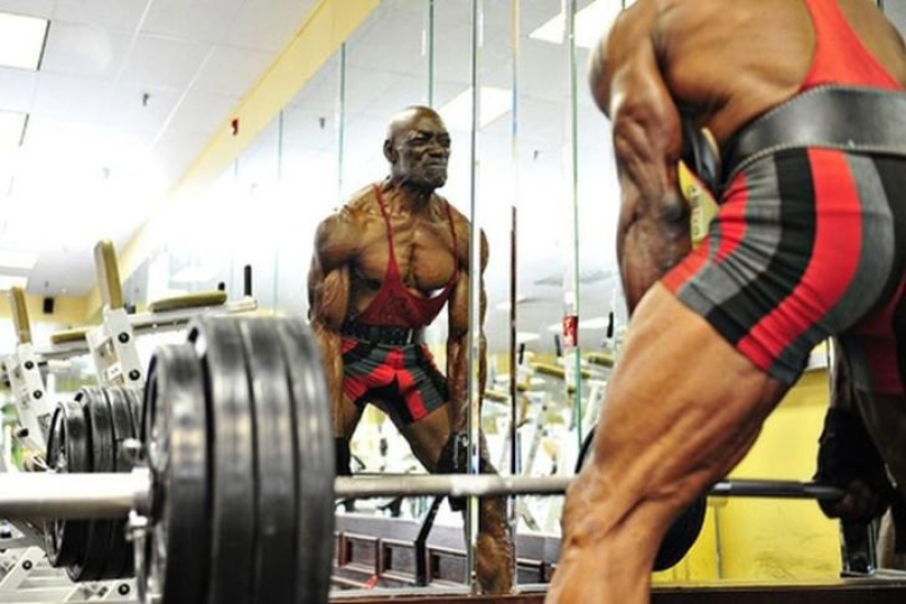 When there is no time to grow old - bodybuilder Sam Bryant When there is no time to grow old - bodybuilder Sam Bryant