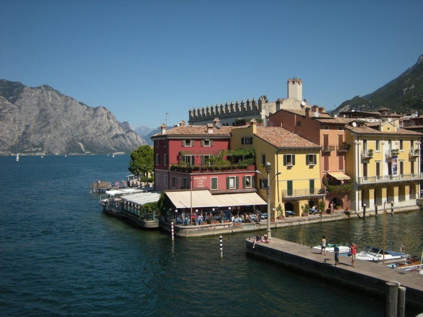 Where the Fairy tale lives: charming little towns in Italy