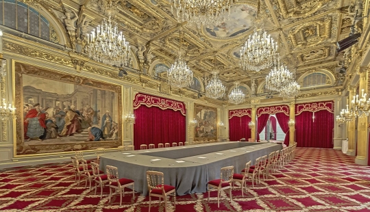 Which houses do world leaders live in