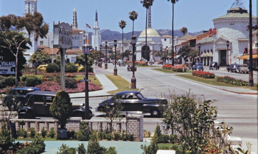 While the USSR was at war with the fascists: color photos of peaceful Los Angeles during World War II and after