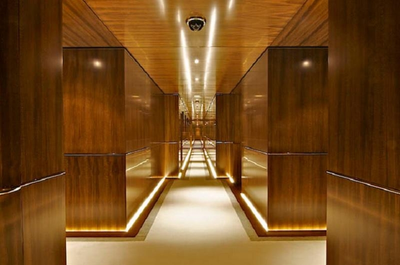 Whims of Russian oligarchs - Melnichenko&#39;s yacht