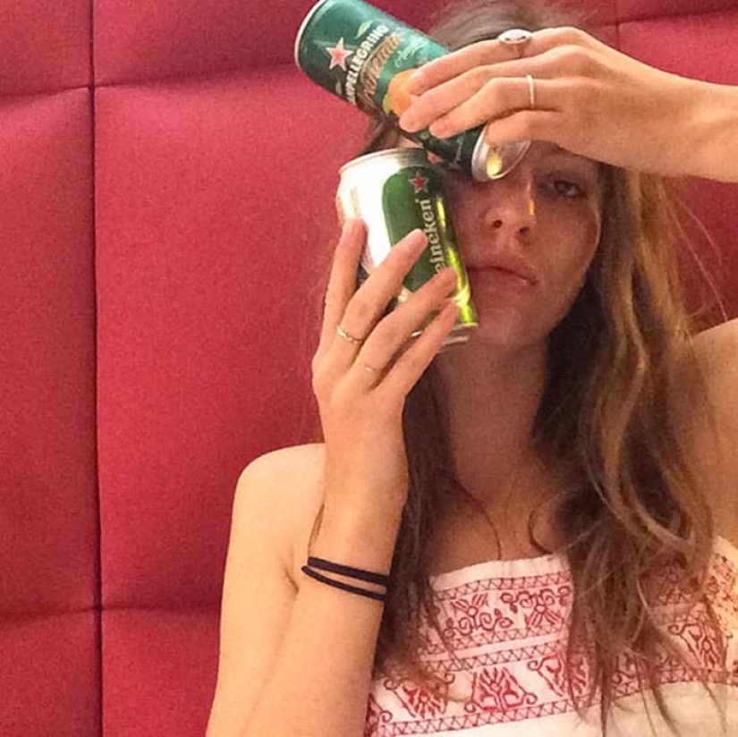 Who said models don&#39;t have a sense of humor? Funny Instagram Tilda Lindstam