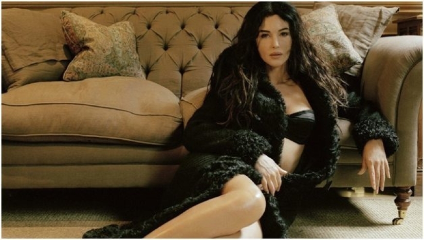 Why the beauty of young Monica Bellucci conquered the world: a selection of photos