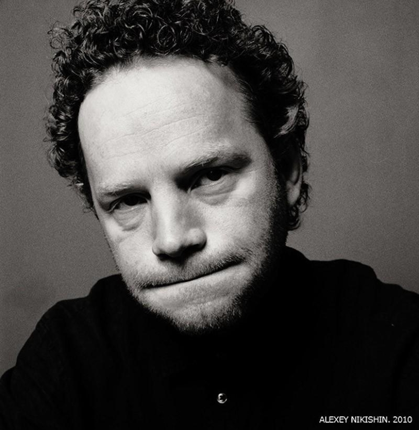 Without masks - touching portraits of Russian stars Without masks - touching portraits of Russian stars