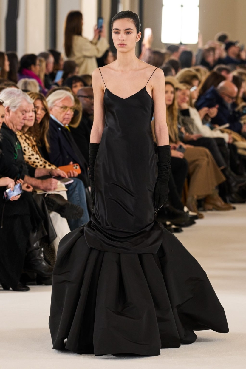 Wolves, lions and snow leopards: how did the Schiaparelli couture show go and why the brand is on the verge of a scandal