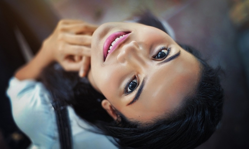 Woman magnet: 10 things that “pull” men